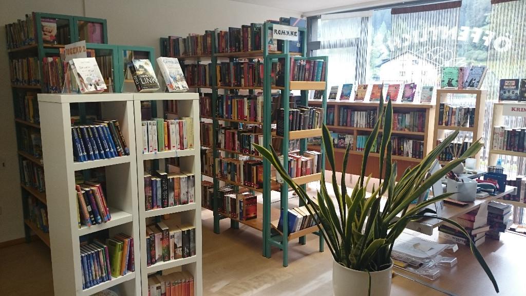 Innenansicht Bücherei Donnersbach